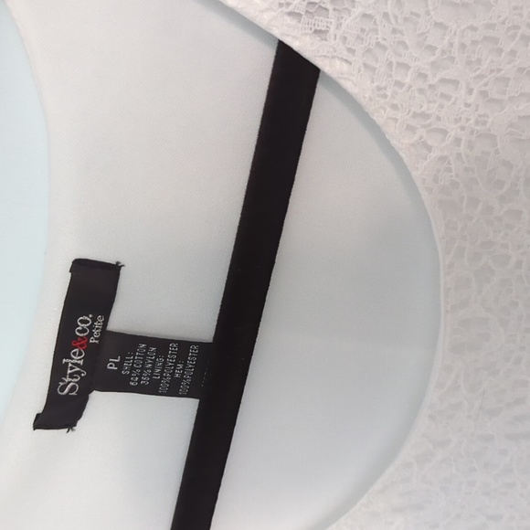 Style & Co PL White Short Sleeved Lace Top with Nylon Lining - Picture 3 of 4